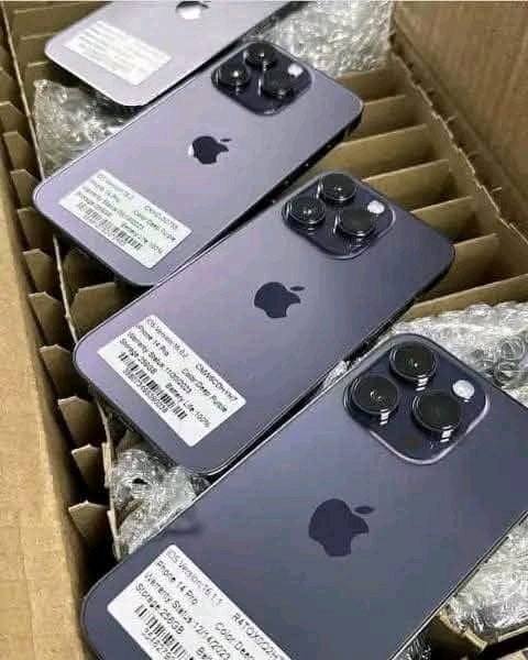 Mixed iPhone Pallet
